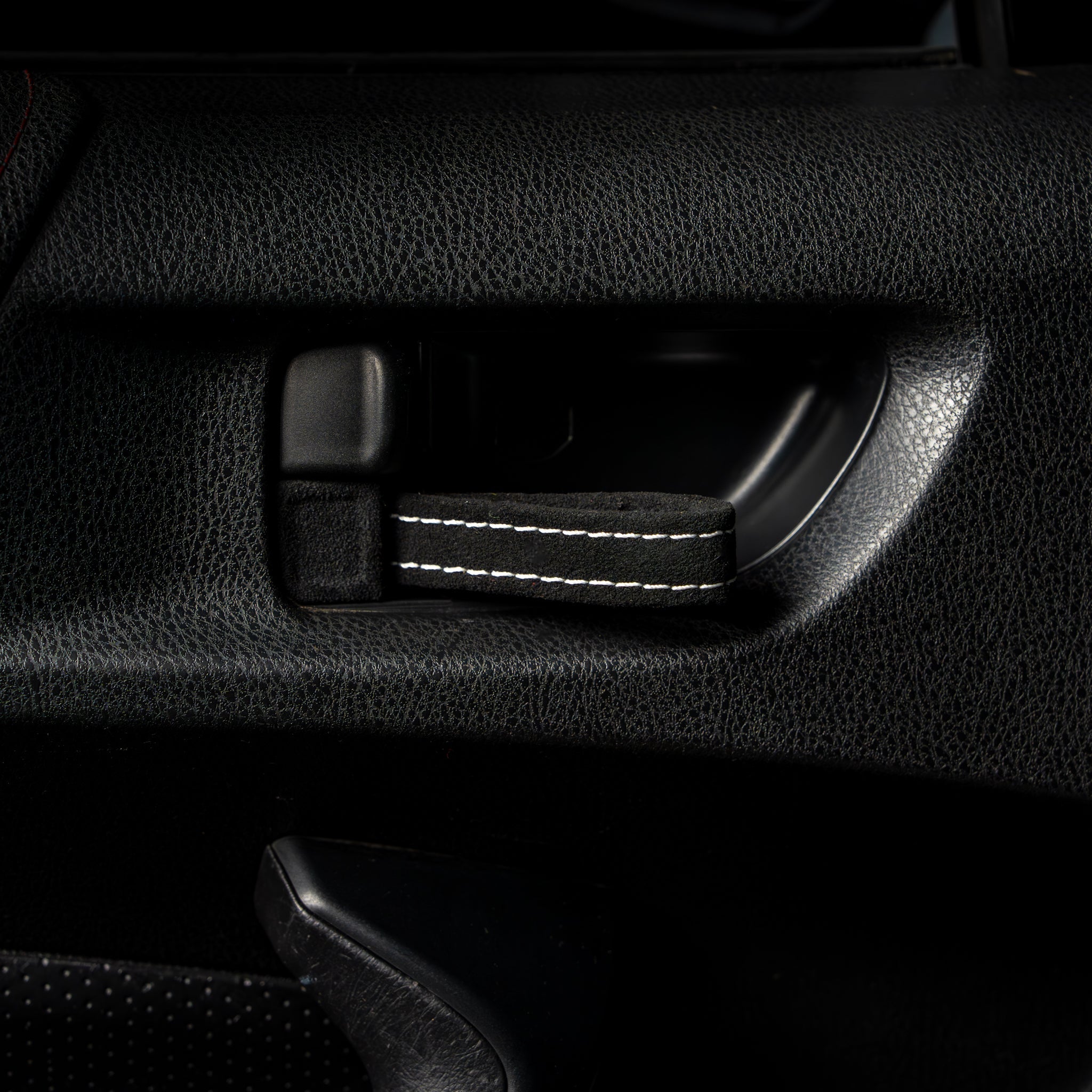 Billetworkz Alcantara Door Pull Strap Kit - 2013-2021 Toyota 86 / Subaru BRZ / 15-21 WRX / STI