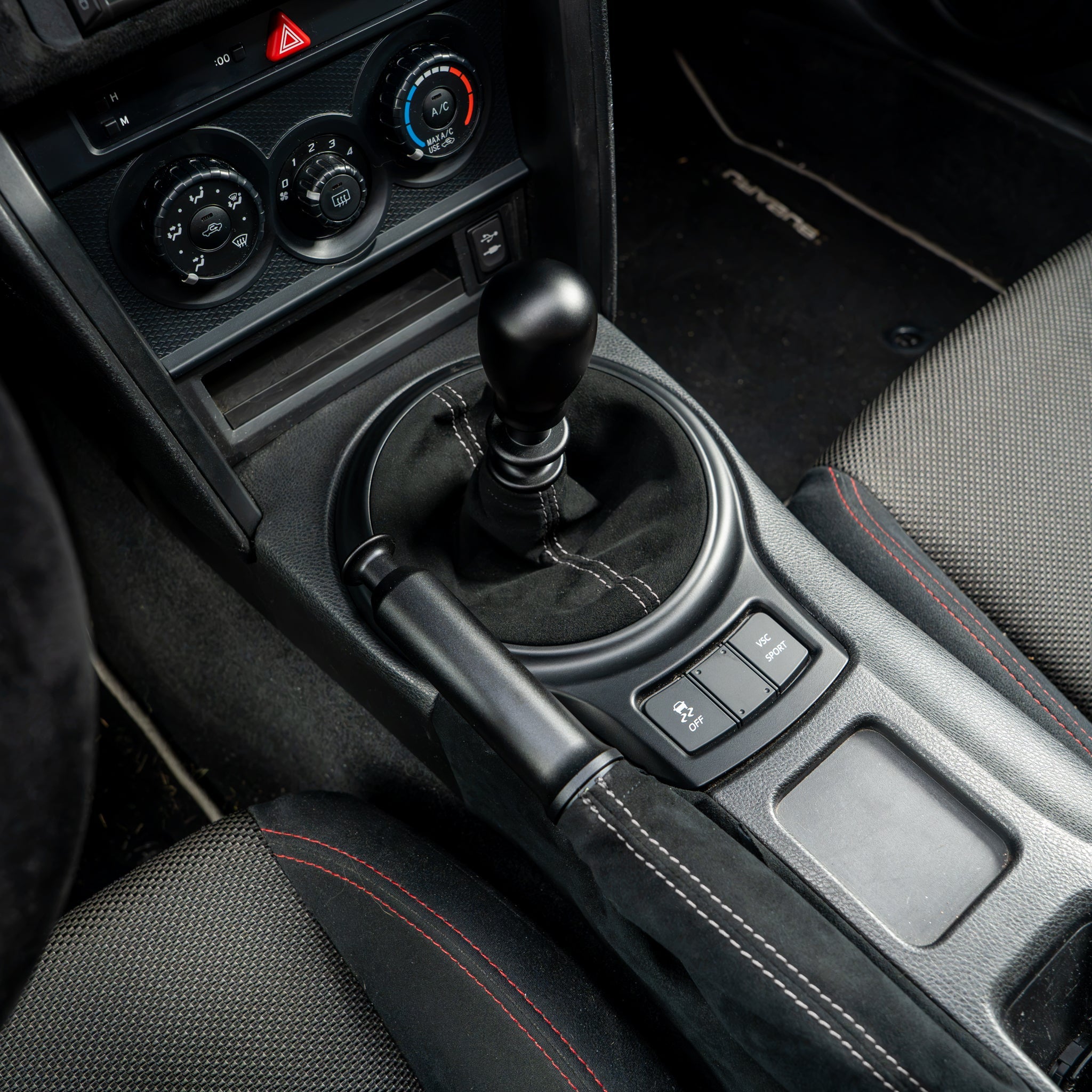 Billetworkz Premium Alcantara Shift Boot (6-Speed) - 2013-2021 Toyota 86 / Subaru BRZ / Scion FRS