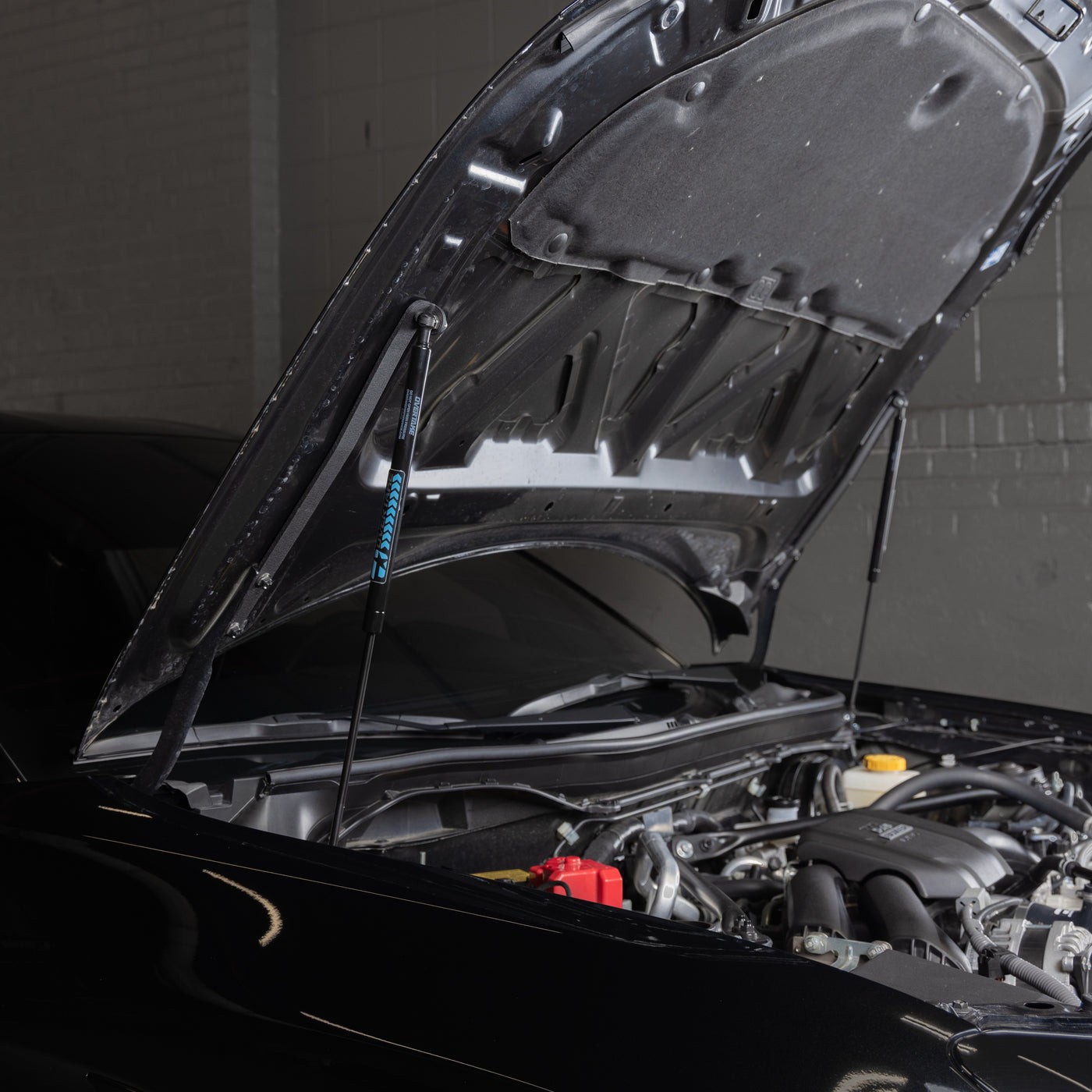 Overtake Hi-Lift Hood Strut Kit - 2022+ Subaru BRZ / Toyota GR86