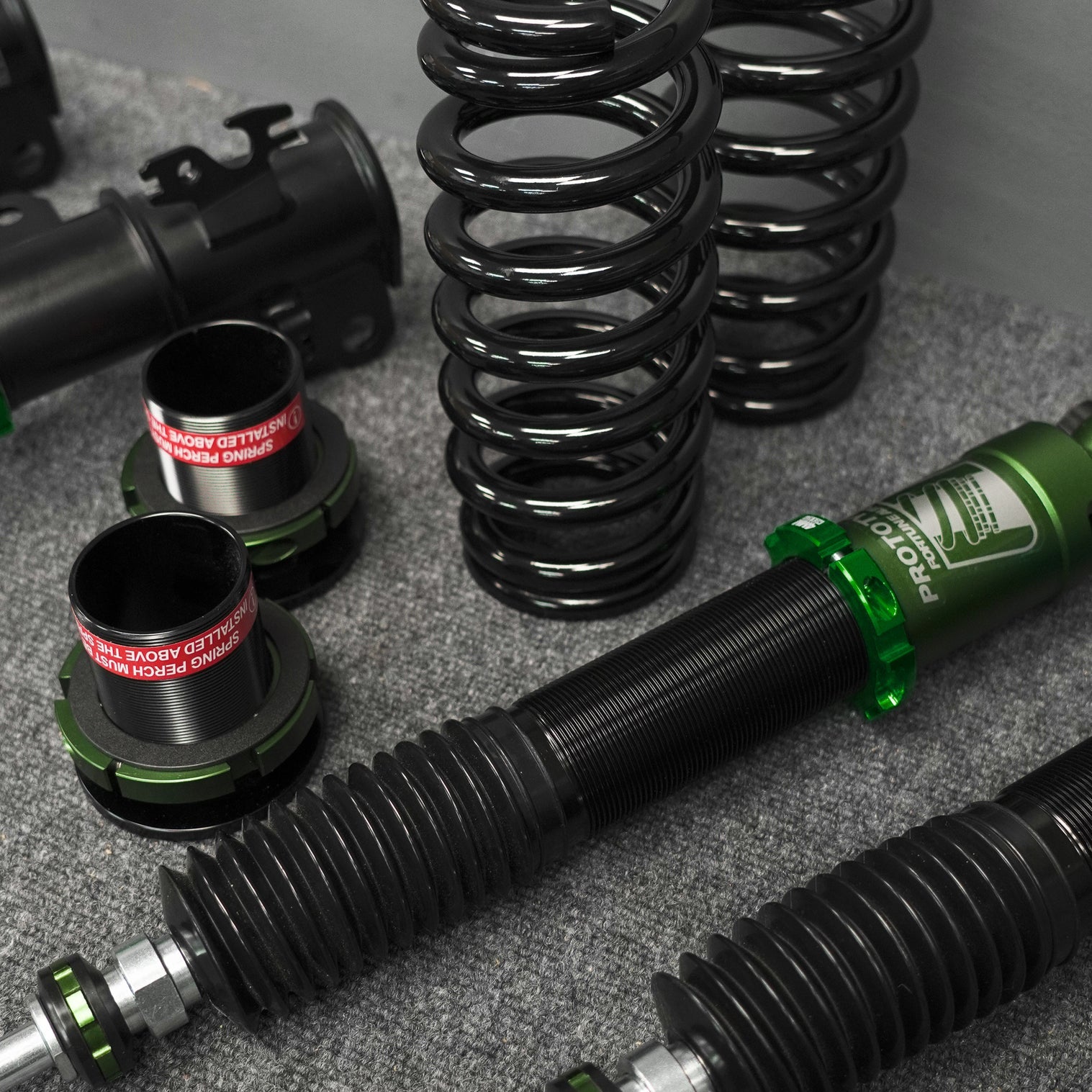Fortune Auto 500 Series Coilover Kit (Includes Front Endlinks) - 2023+ Toyota GR Corolla