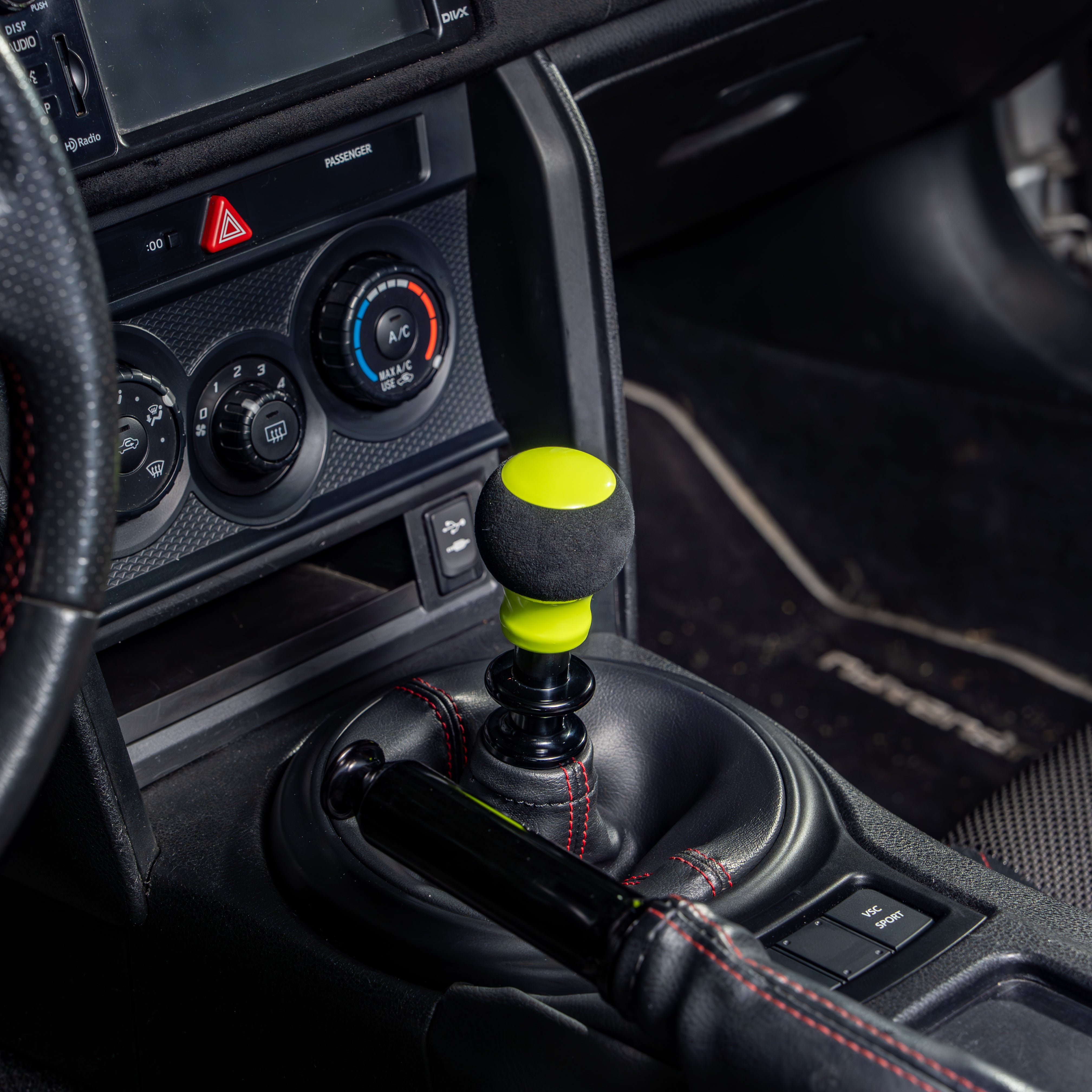 Billetworkz “Fusion” Weighted Shift Knob (6-Speed) - 2013-2021 Toyota 86 / Subaru BRZ / Scion FRS