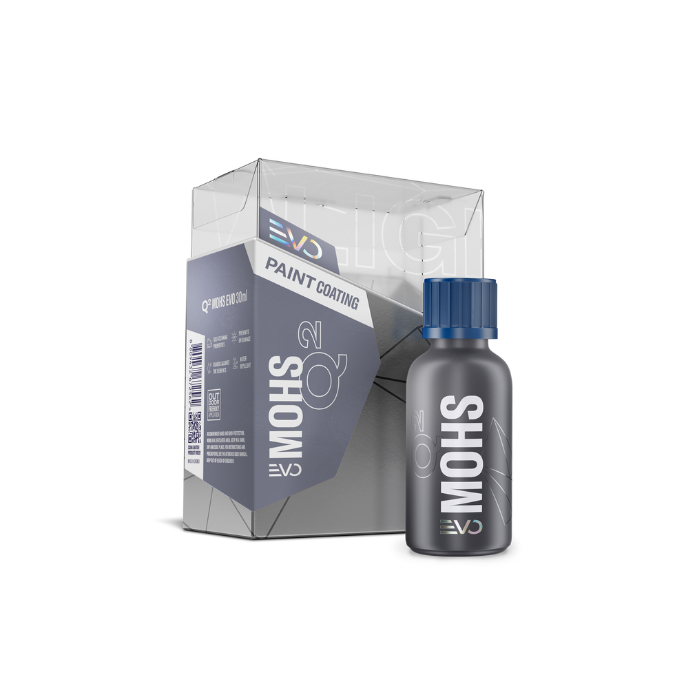 Gyeon Q² Mohs EVO Coating - 30ml Light Box